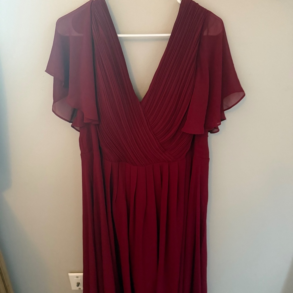Elegant formal midi dress.